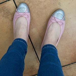Gently worn Chanel pink flats Sz 38.5
